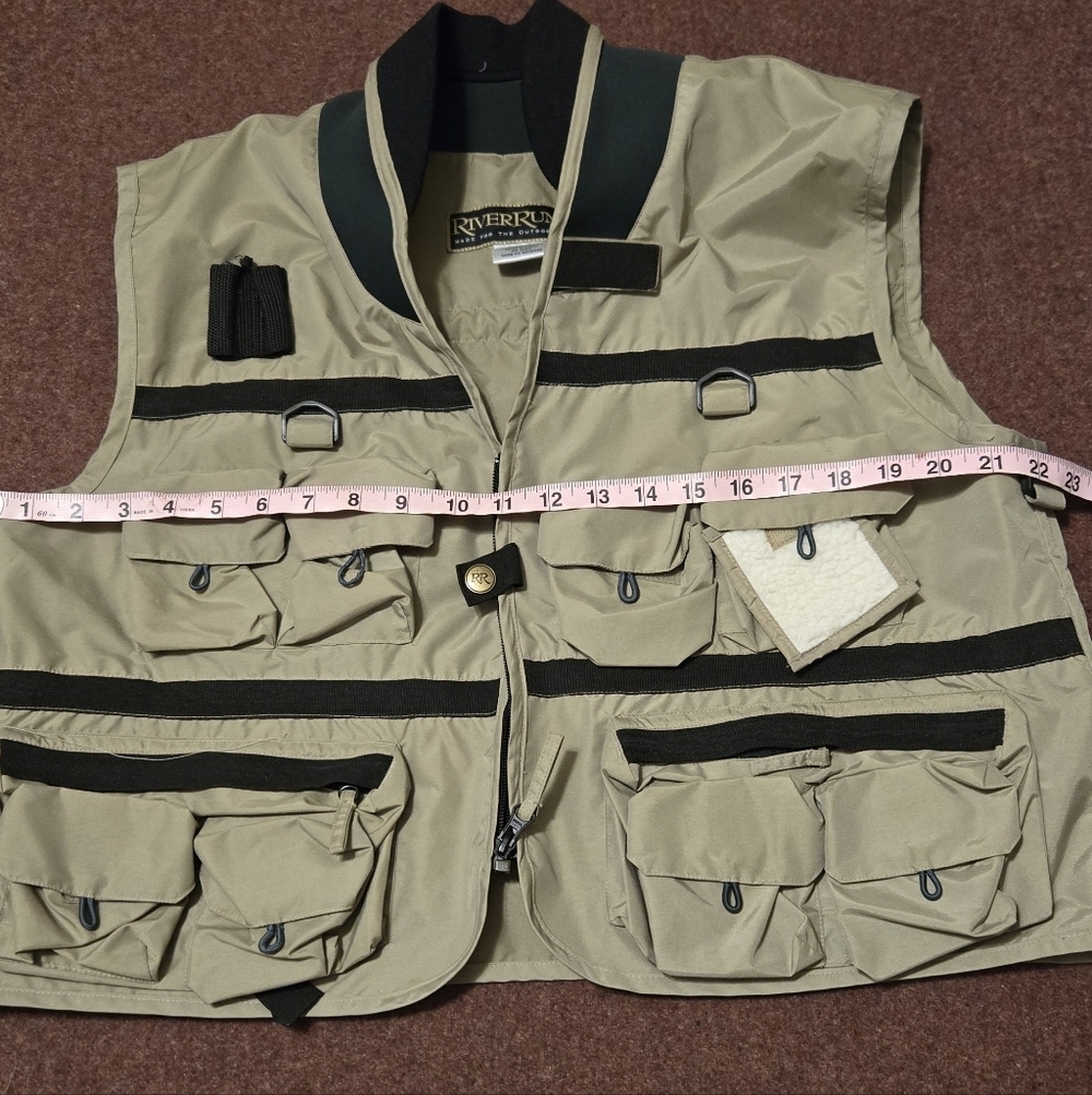 Vintage River Run Fishingnand Hunting Vest Size Large Excellent Condition - Picture 11 of 12